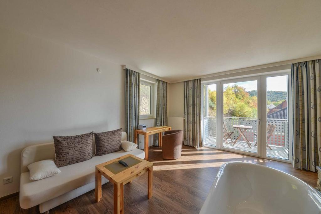 Hotel Gasthof Heckl Kinding Exterior foto